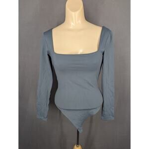 Aritzia Babaton Contour Elegant Charcoal Square Neck Long Sleeve Bodysuit Sz Med